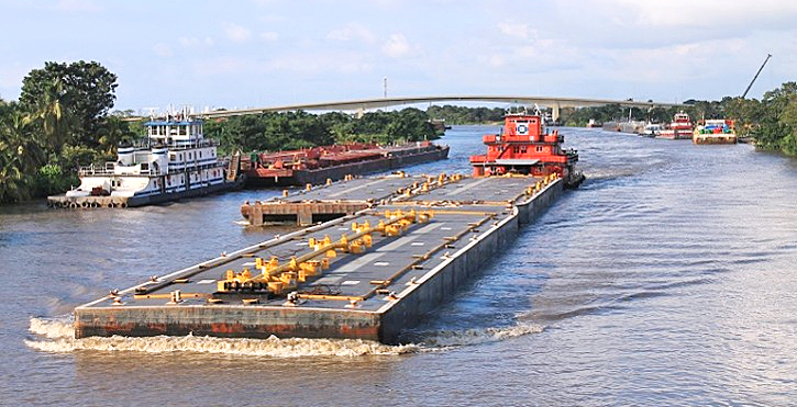 dws-ienm-colombia-river-plan-cargo-shipping-magdalena-725px