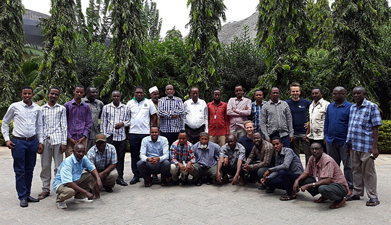 dws-acacia-kenya-workshop-participants-770px