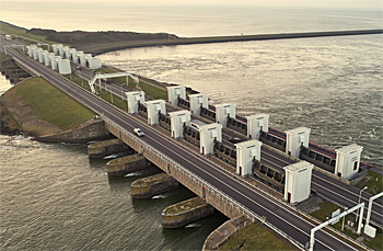 dws-afsluitdijk-roosegaarde-daylight-350px