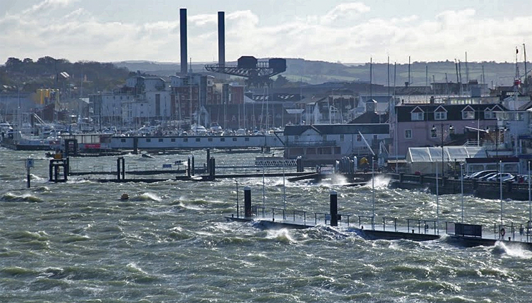 dws-boskalis-cowes-harbour-770px