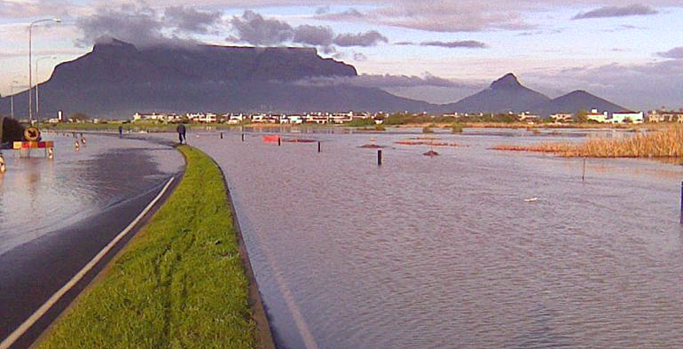 dws-dasuda-cape-town-floods-table-mountain-770px