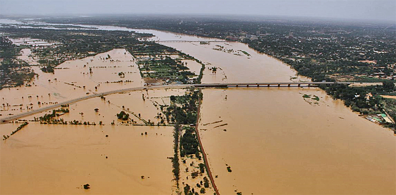 dws-ears-niger-river-floods-2012-niamey-770px