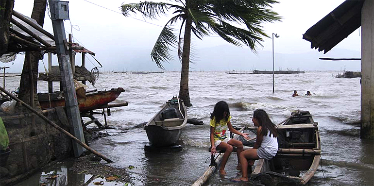 dws-flexbase-lake-laguna-flood-2012-770px