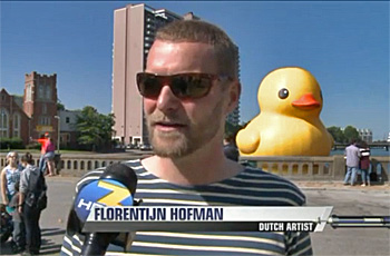 dws-giant-duck-hofman-interviewed-350px