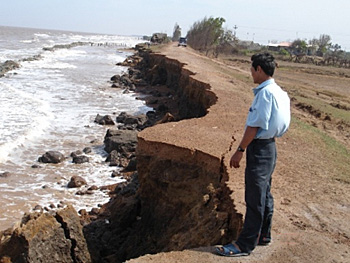 dws-ienm-vietnam-coastal-erosion-350px