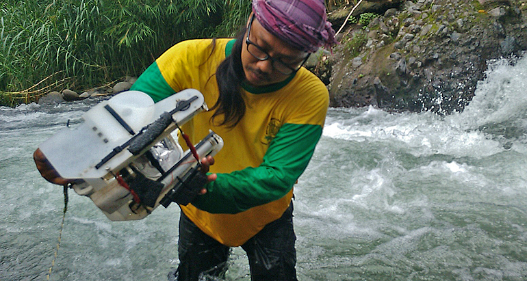 dws-indymo-indonesia-drone-turbulent-water-770px