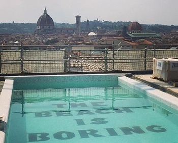 dws-italy-student-hotal-rooftop-pool