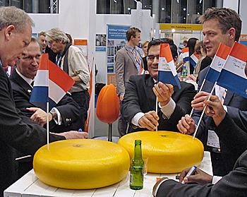 dws-iww-dutch-pavilion-cheese-flags-silvis-350px