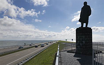 dws-making-waves-afsluitdijk350px