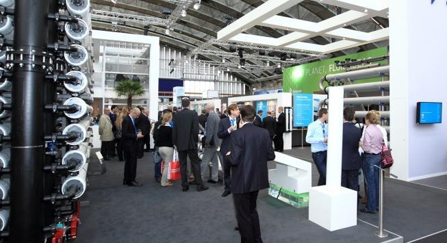 dws-quatech-exhibition-2011-645px-1