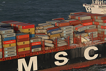 dws-rws-salvage-containers-msc-zoe-aerial-350px