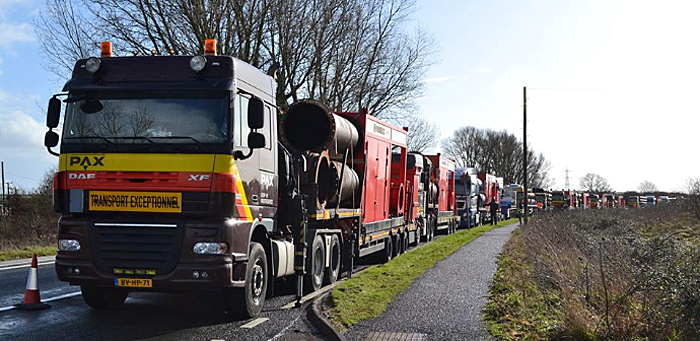 dws-somerset-levels-van-heck-convoy2-700px