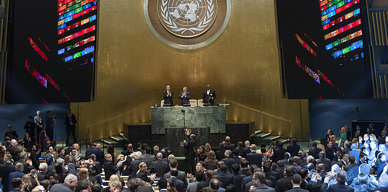 dws-unga-sdg2015-moment-adoption-770px