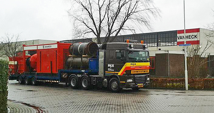 dws-van-heck1-truck-leaves-nl-700px