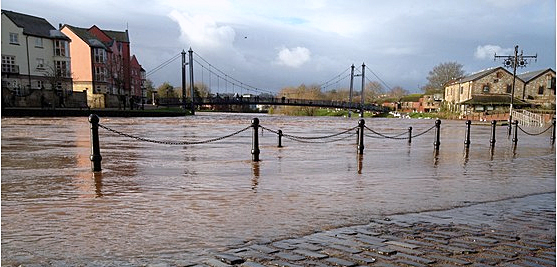 dws-van-oord-exeter-flood-2014-600px