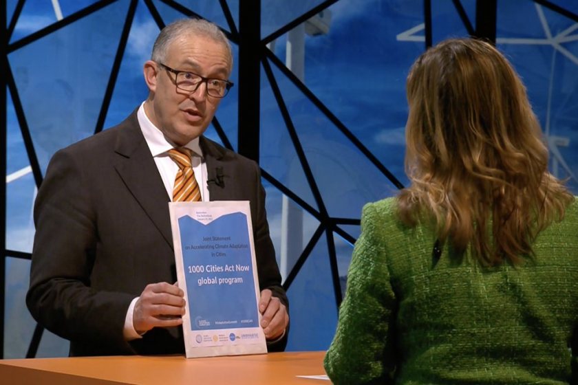 Mayor Aboutaleb of Rotterdam presenting the 1000CAN programme