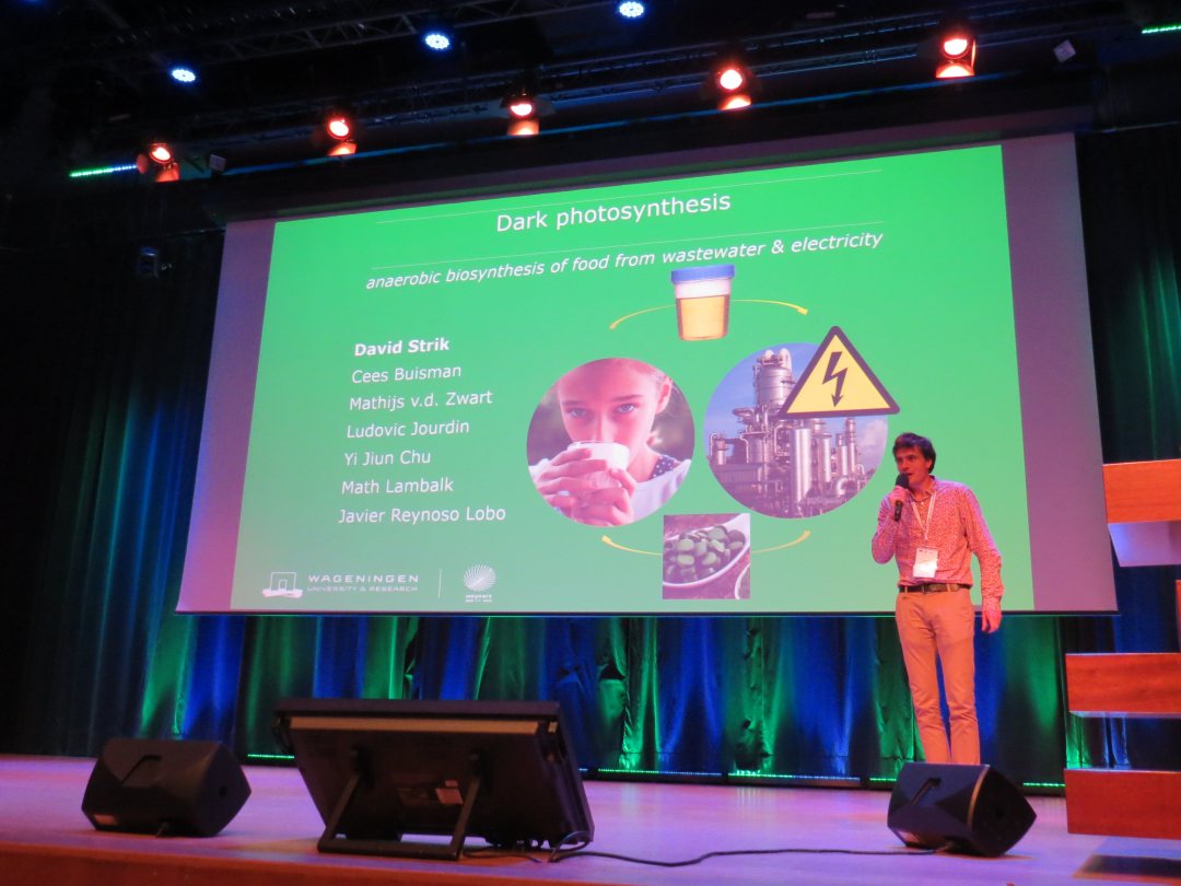 David Strik of Wageningen University presents the latest results on using anaerobic biosynthesis to produce food from wastewater.