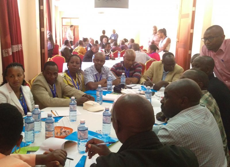 African farmers assess the risks of drougths and floods