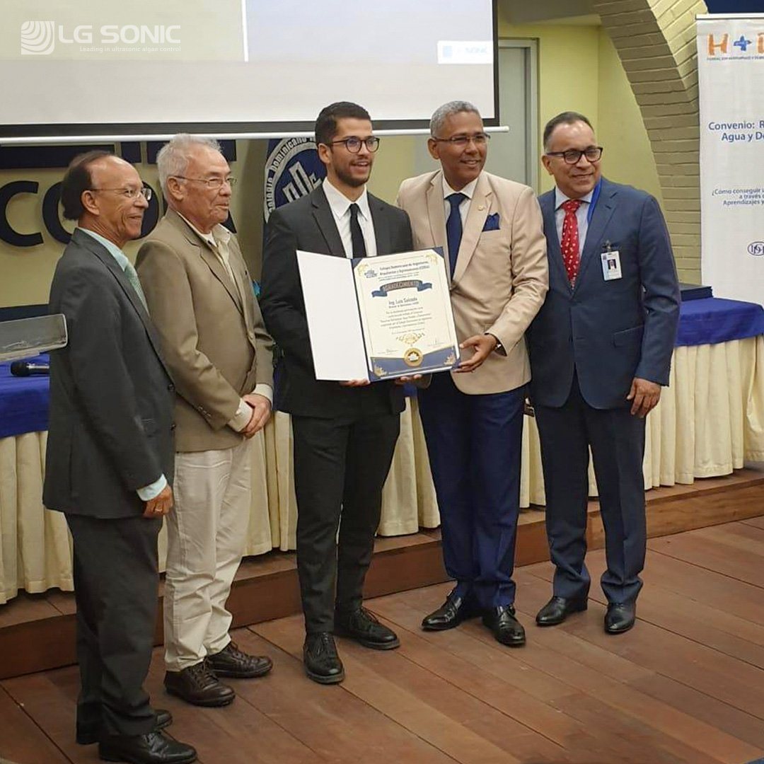 Award for LG Sonic by Colegio Dominicano de Ingenieros, Arquitectos y Agrimensores (CODIA)