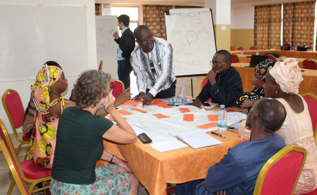 Peace dialogues in Mali