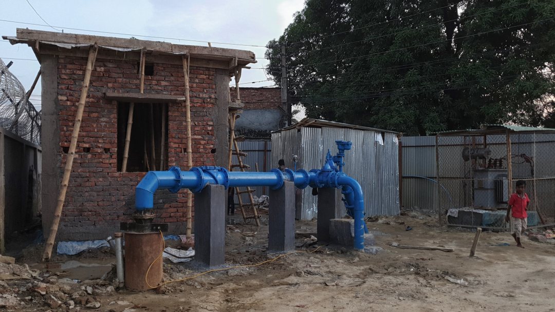 VEI works on safe drinking water in the slum