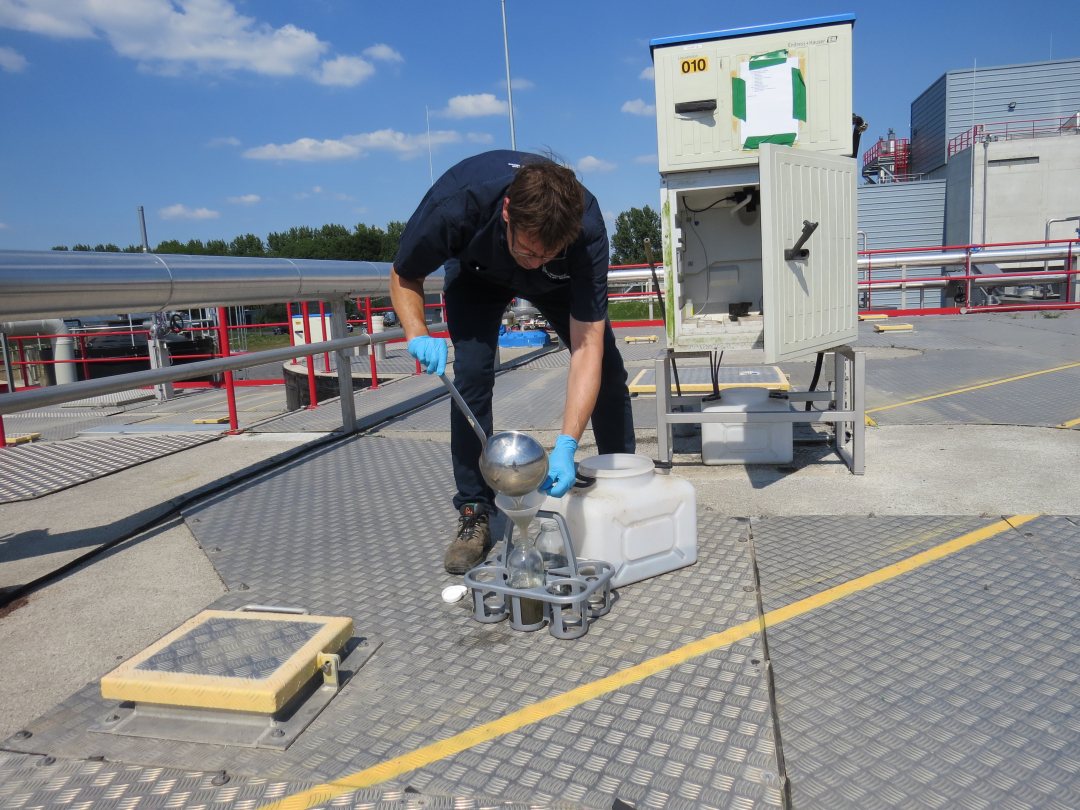 Sampling of sewer water at a Dutch wwtp for monitoring of Covid-DNA particles