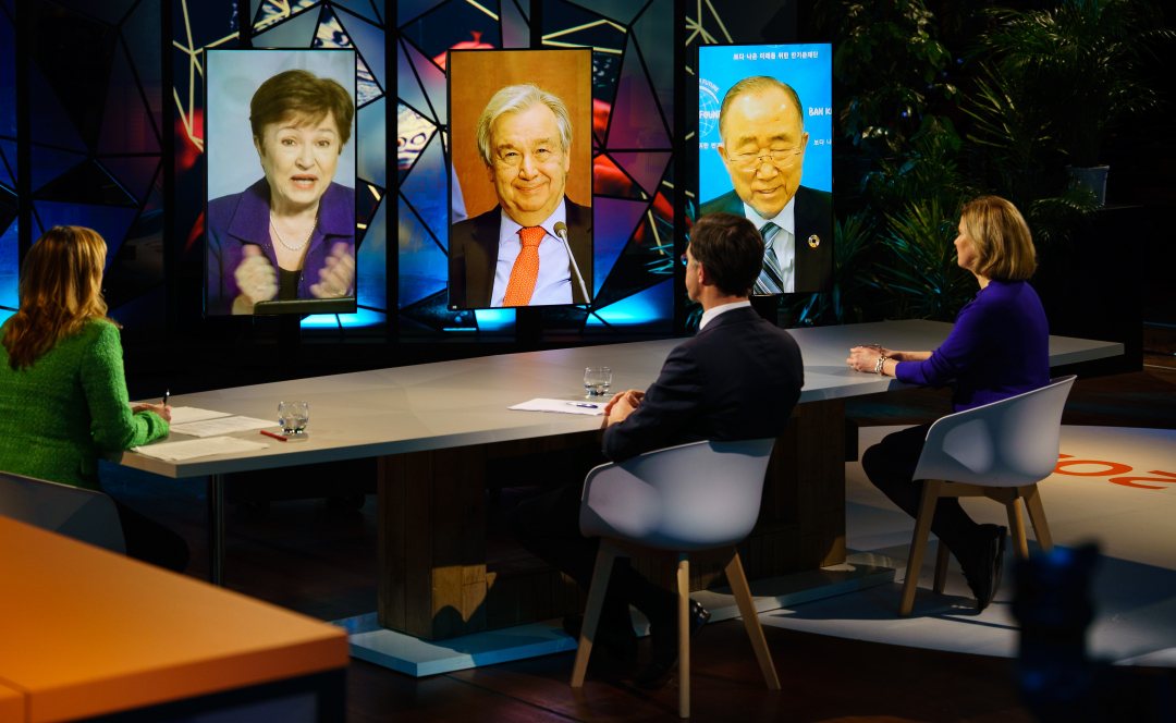 Dutch prime minister Rutte and minister Van Nieuwenhuizen watching the virtual contributions during the Climate Adaptation Summit