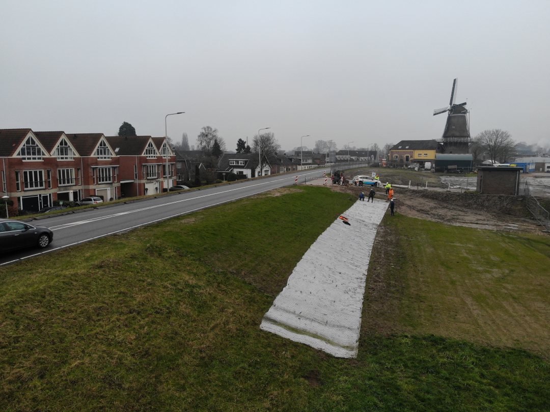 Geotextile on a Dutch river levee for extra protection against high water levels