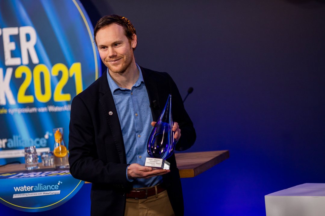 Tim van Leeuwen of Samotics receives the Water Alliance WIS Award 2020