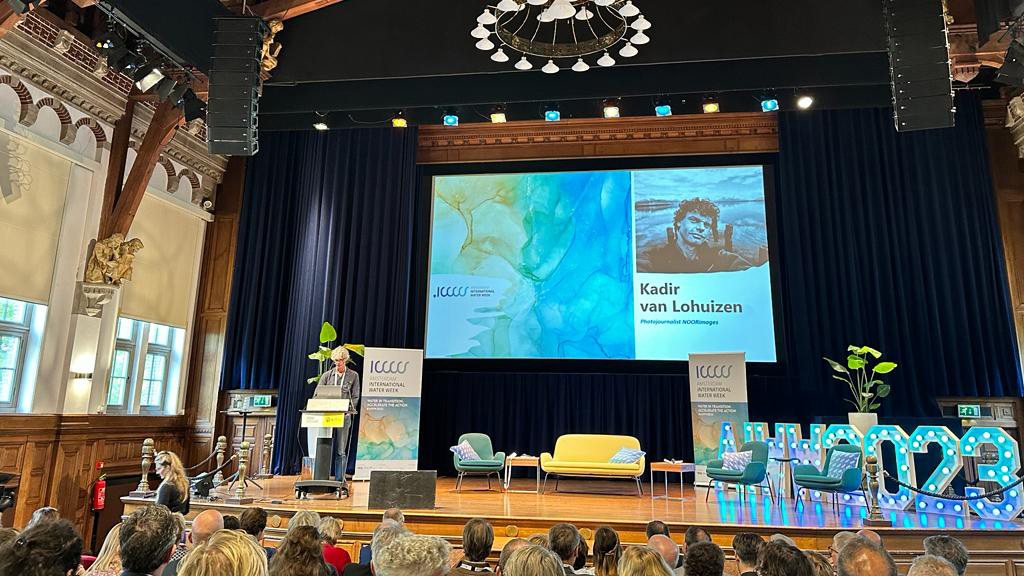Kadir van Lohuizen, photojournalist and documentary filmmaker, at the Integrated Leaders Forum 2023.
