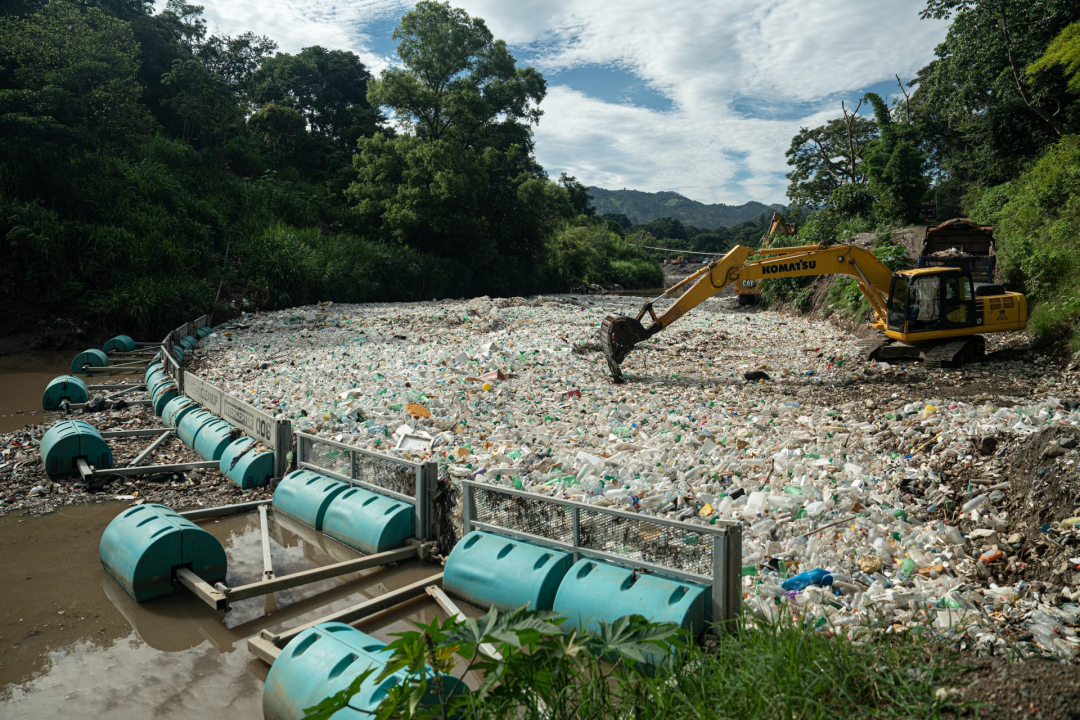 The Ocean Cleanup in Guatemale