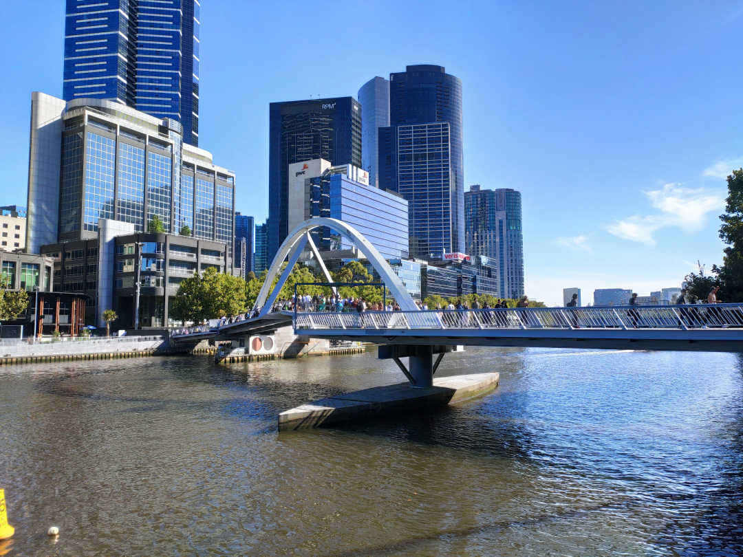 Melbourne. Photo credits: Aniisu. K. Verghese. Unsplash