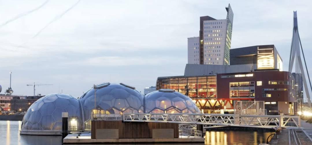 Rotterdam Floating Pavilion. Photo credits: Blue21