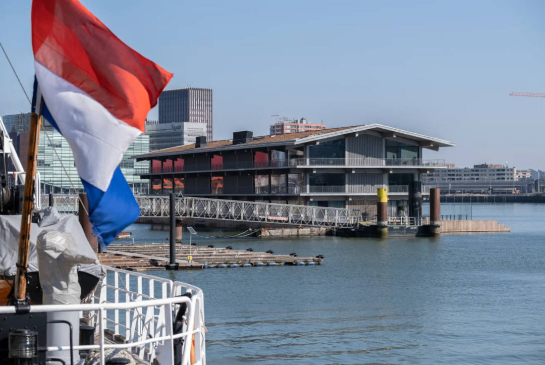 Rotterdam is home to the floating office of the Global Center on Adaptation, the largest floating office in the world. Peter Schmidt/City of Rotterdam