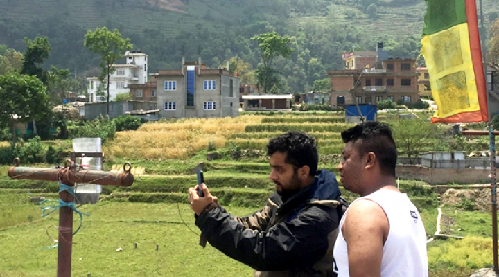 smartphone weatherstation nepal