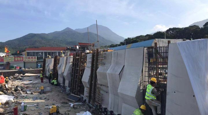 Construction sea wall East Dike Shenzhen