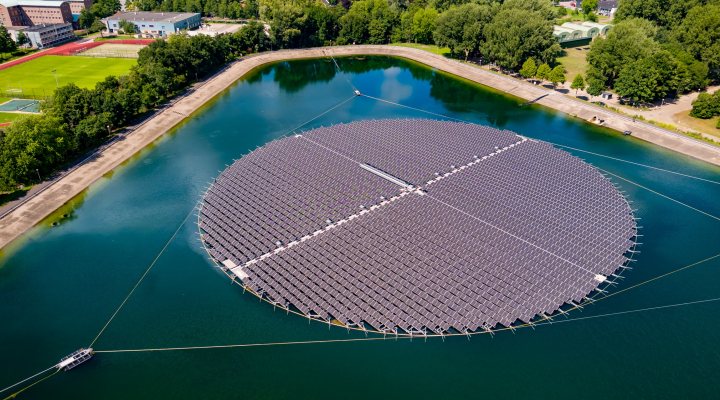 Floating solar park on Kralingen water reservoir of Evides in Rotterdam, the Netherlands