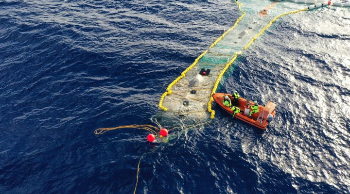 New garbage recovery system by The Ocean Cleanup deployed at sea.