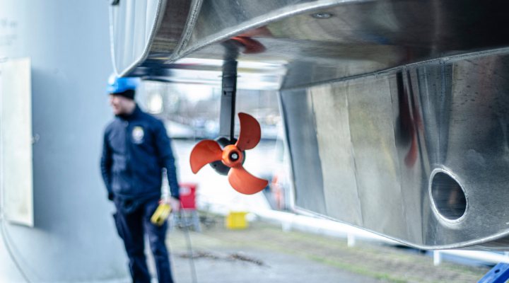 Propeller of the automously operating solar driven Roboat in the Amsterdam Canal District in November 2021