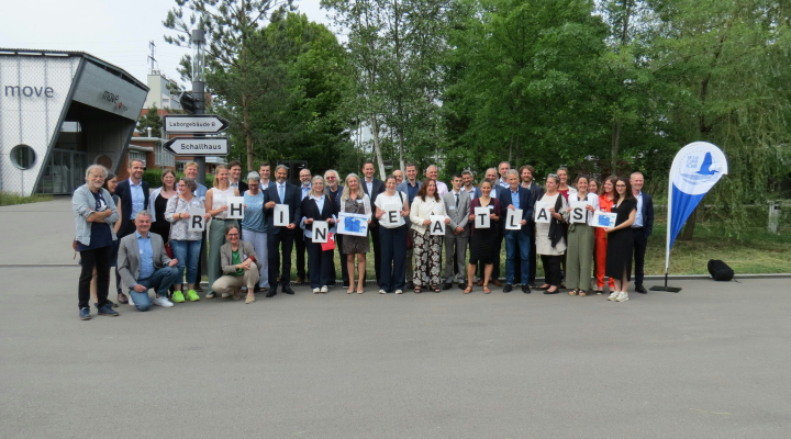 The Rine Atlas 2026 was adopted on 16 June at the ICPR assembly in Dubendorf (Switserland). Photocredits Rijkswaterstaat International