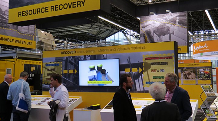 dws-aiww2015-show-floor-recovery-nijhuis-770px