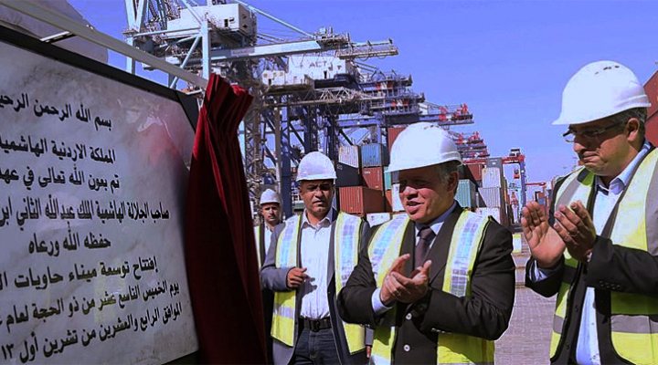 dws-apm-aqaba-harbour-king-jordan3-770px-1