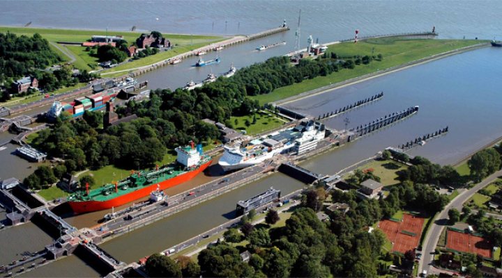 dws-bam-brunsbuttel-lock-aerial-770px