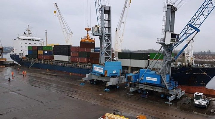 dws-bam-rothera-ships-equiment-740px