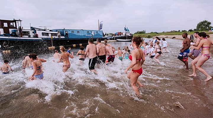 dws-big-jump-2014-gravenbol-watervlo-770px