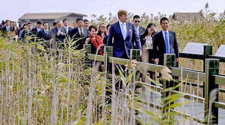 China And World Wildlife Fund Sign Mou On Nature Preservation Yangtze Delta And Yellow River Dutch Water Sector