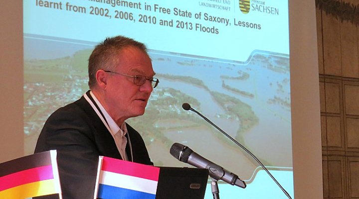 dws-de-nl-dad-mum-socher2-770px