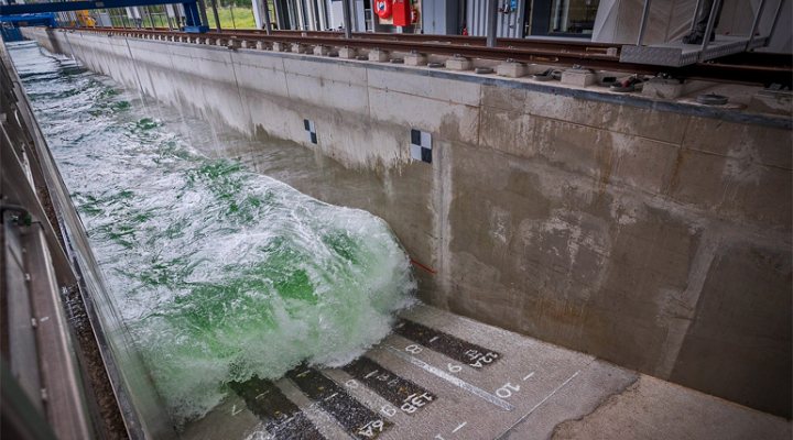 dws-deltares-flume-asphalt-770px