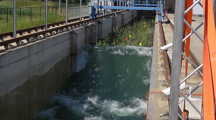 dws-deltares-flume-willows-high-wave-770px