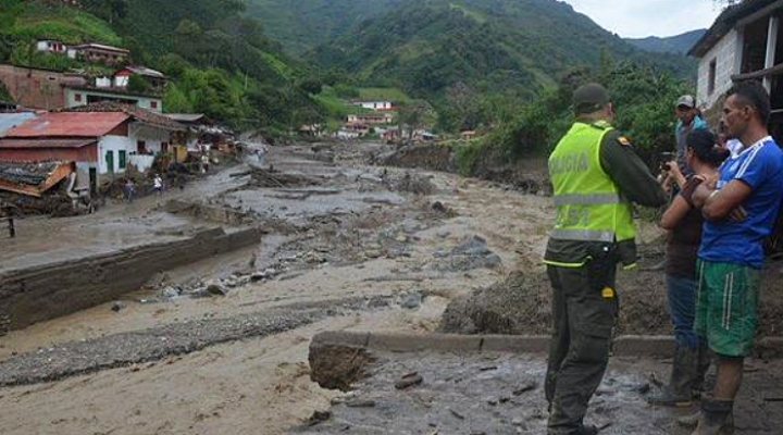 dws-drr-colombia-salger-floods3-750px